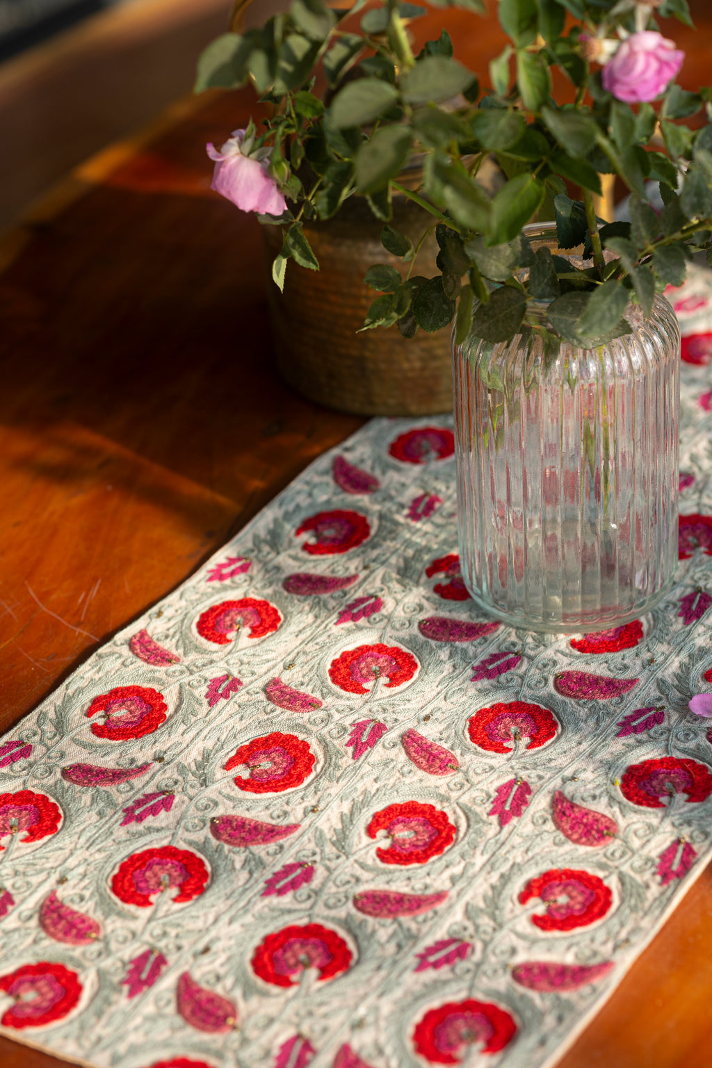 Bel Butah Table Runner (13 by 72 Inches)