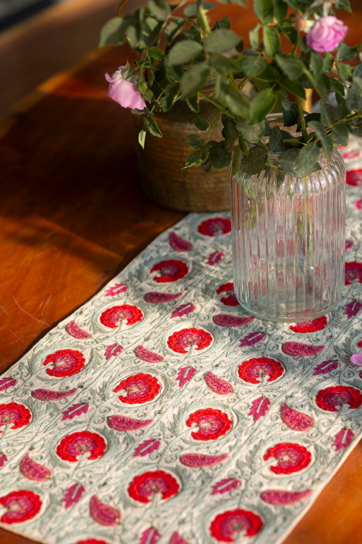 Bel Butah Table Runner (13 by 72 Inches)