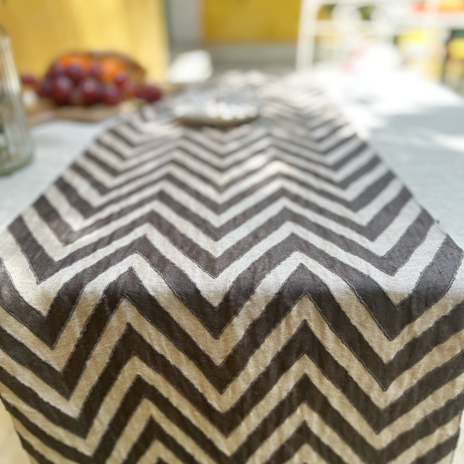 Tuscany Chevron Silk Linen Table Runner (14 by 75 Inches)