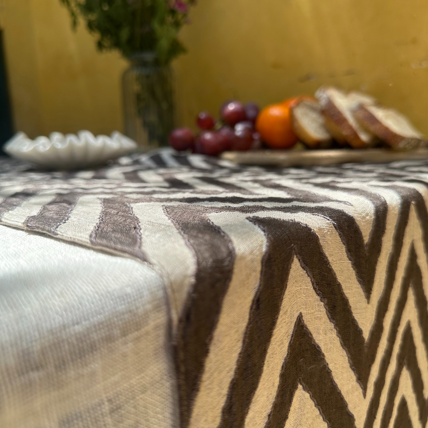 Tuscany Chevron Silk Linen Table Runner (14 by 78 Inches)